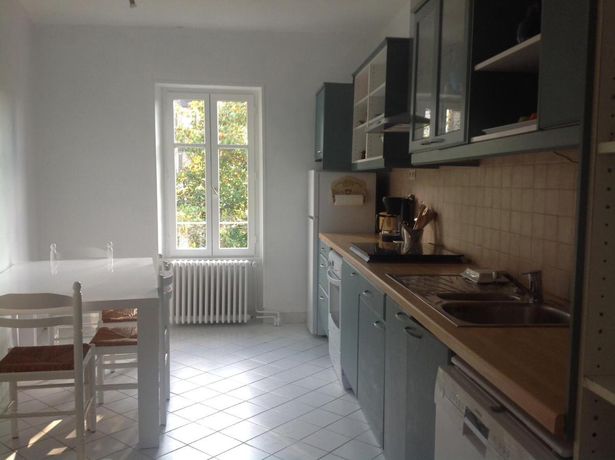 Apparemment en centre ville Nevers Extérieur photo